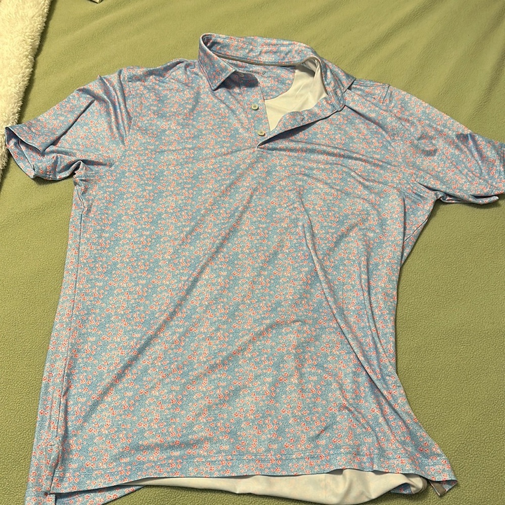 Super soft Johnnie-O golf polo size Medium!